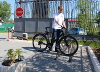 На территории психоневрологической больницы города Ханты-Мансийска появились велопарковки